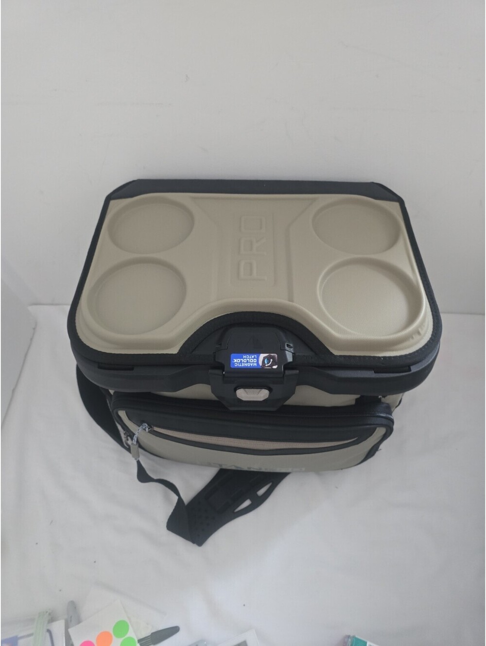 Titan PRO by Arctic Zone 40 Can Iceless Zipperless Cooler,Includes 1 Ice Blanket